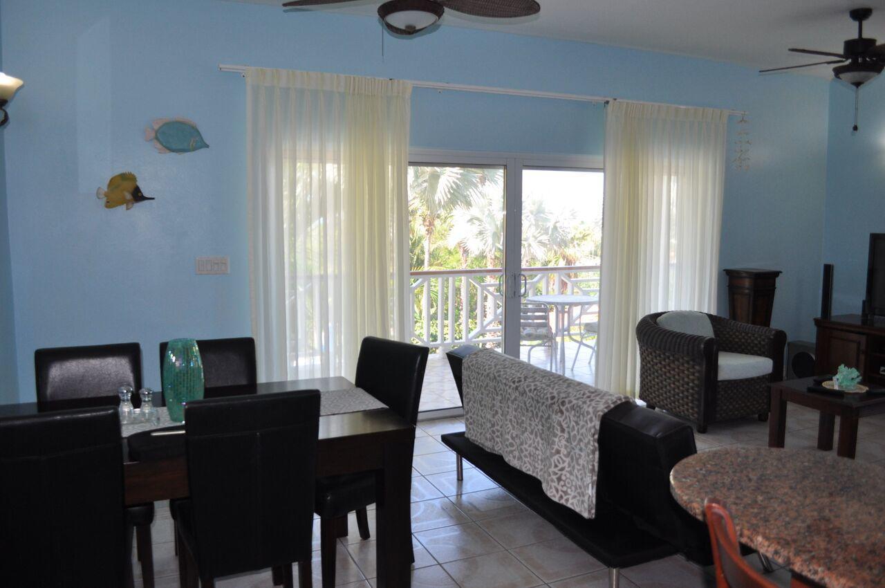 Queen Angel Resort Apartment โพรวิเดนเซียเลส ภายนอก รูปภาพ